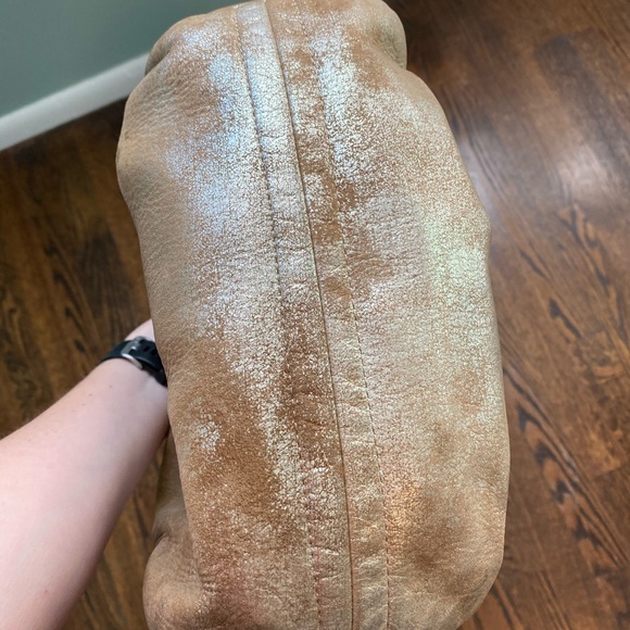 Elegant Gold and Silver Tote Bag - Picture 5 of 9